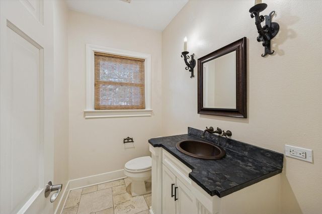 2305 Blue Bonnet Boulevard, Houston, TX 77030