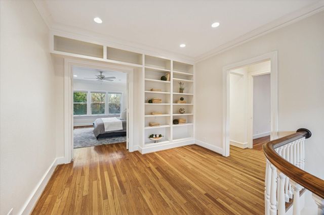 2305 Blue Bonnet Boulevard, Houston, TX 77030