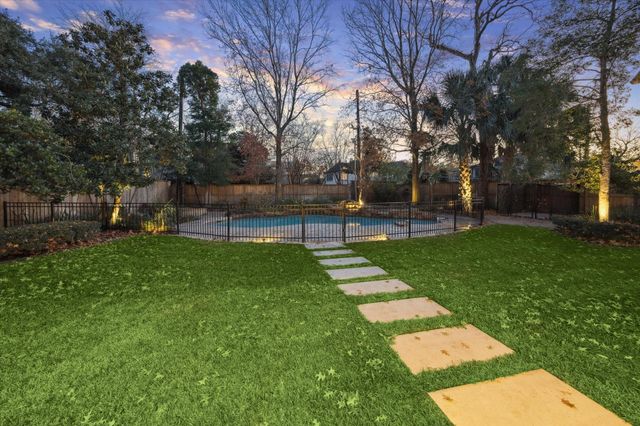 2305 Blue Bonnet Boulevard, Houston, TX 77030