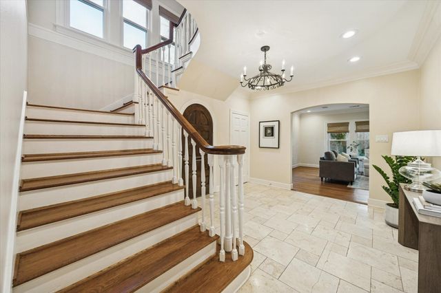 2305 Blue Bonnet Boulevard, Houston, TX 77030