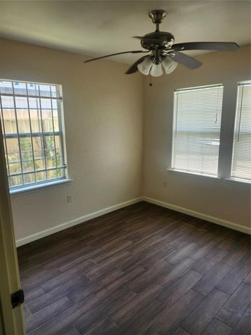 8921 Laura Koppe Road, Houston, TX 77078
