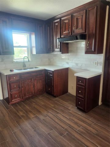 8921 Laura Koppe Road, Houston, TX 77078