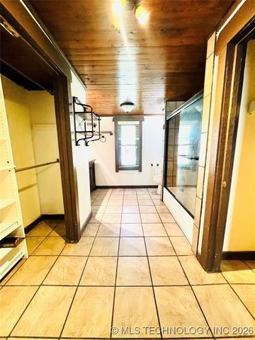 1010 S 220th West Avenue, Sand Springs, OK 74063