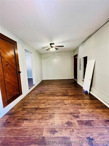 1010 S 220th West Avenue, Sand Springs, OK 74063