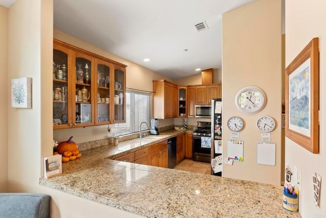 535 F Avenue 4, Coronado, CA 92118