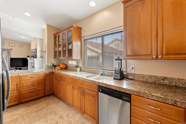 535 F Avenue 4, Coronado, CA 92118