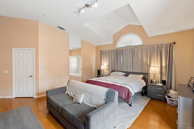 535 F Avenue 4, Coronado, CA 92118