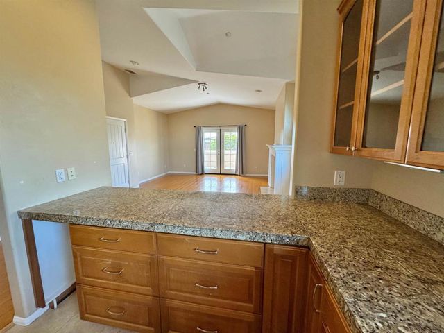 535 F Avenue 4, Coronado, CA 92118