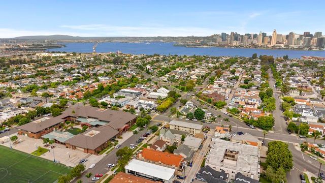 535 F Avenue 4, Coronado, CA 92118