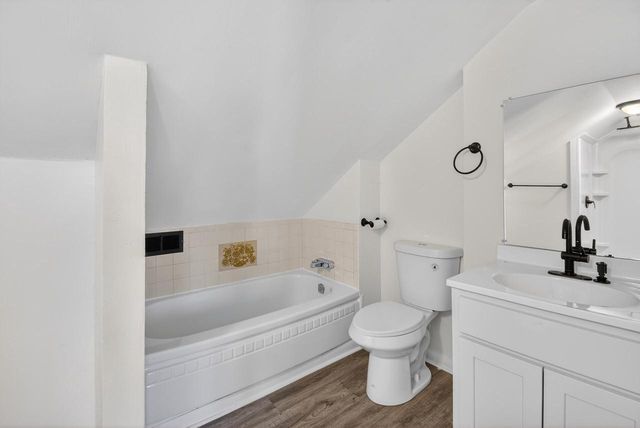 1824 Rapids DRIVE, Racine, WI 53404