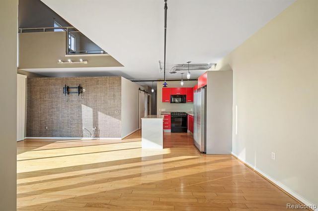 614 S Troy Street 204, Royal Oak, MI 48067