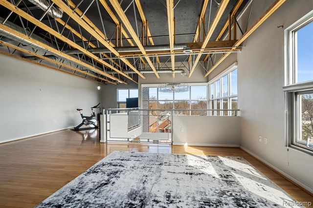 614 S Troy Street 204, Royal Oak, MI 48067