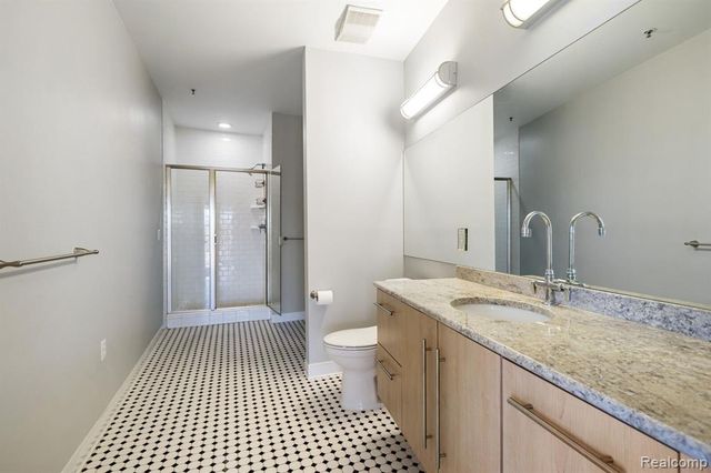 614 S Troy Street 204, Royal Oak, MI 48067