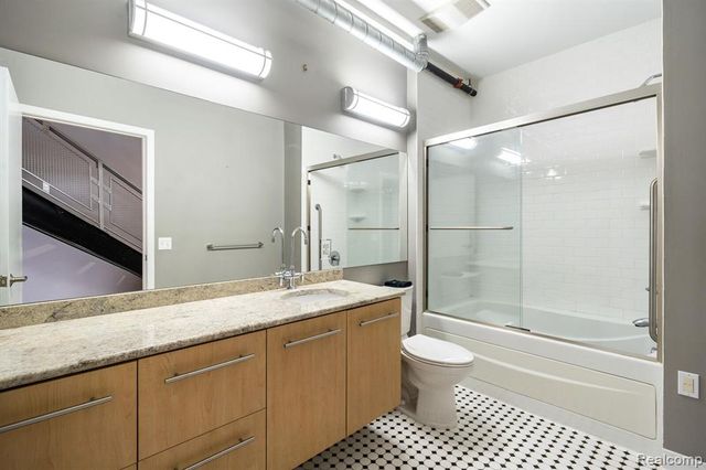 614 S Troy Street 204, Royal Oak, MI 48067