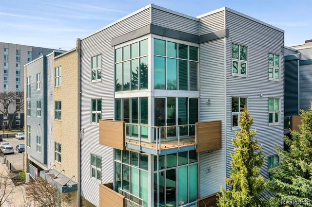 614 S Troy Street 204, Royal Oak, MI 48067