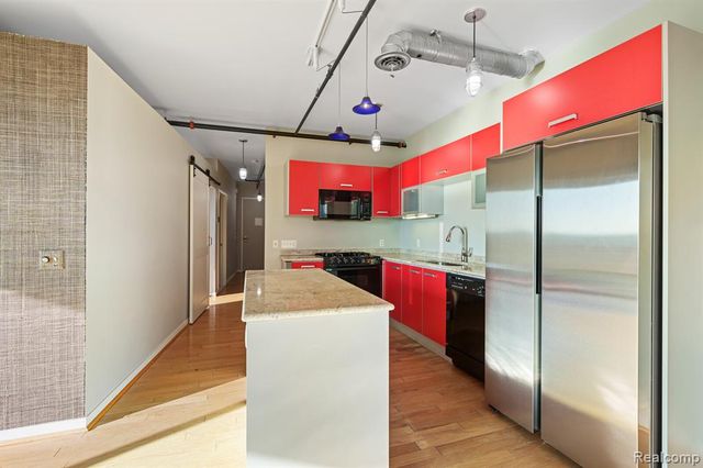 614 S Troy Street 204, Royal Oak, MI 48067