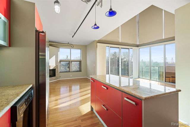 614 S Troy Street 204, Royal Oak, MI 48067