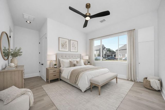 299 Peninsula Point Drive, Montgomery, TX 77356