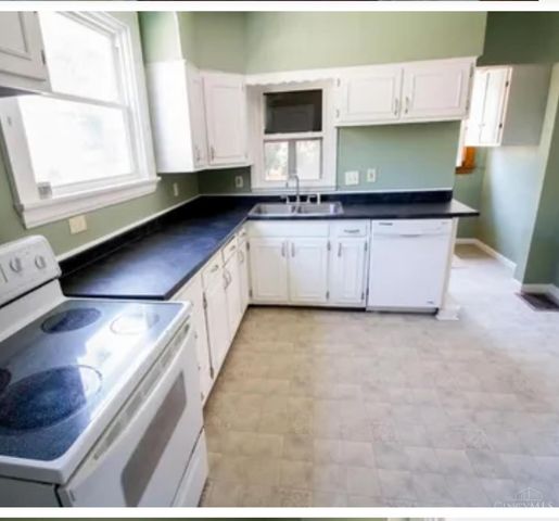 3230 Stanhope Avenue, Cincinnati, OH 45211