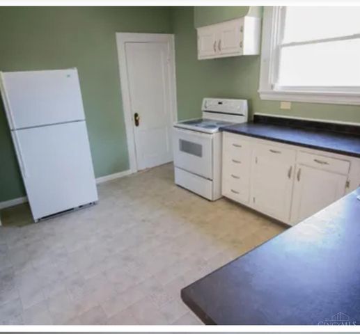 3230 Stanhope Avenue, Cincinnati, OH 45211