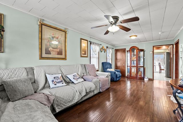 3924 East Avenue, Stickney, IL 60402