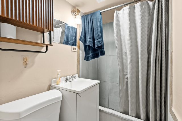 3924 East Avenue, Stickney, IL 60402