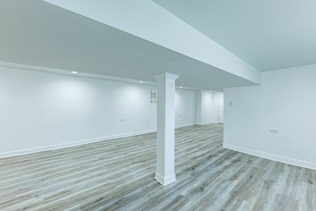 7601 S Rhodes Avenue, Chicago, IL 60619