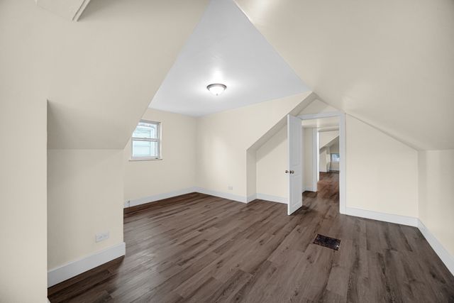 8541 S Paulina Street, Chicago, IL 60620