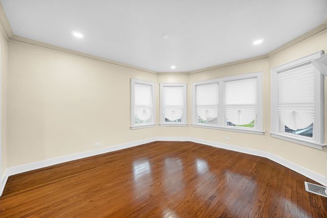 8541 S Paulina Street, Chicago, IL 60620