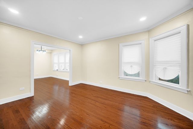 8541 S Paulina Street, Chicago, IL 60620