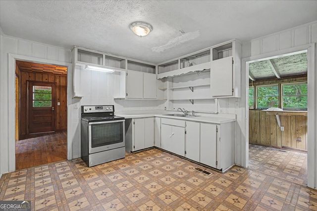 606 Carrollton Street, Bremen, GA 30110