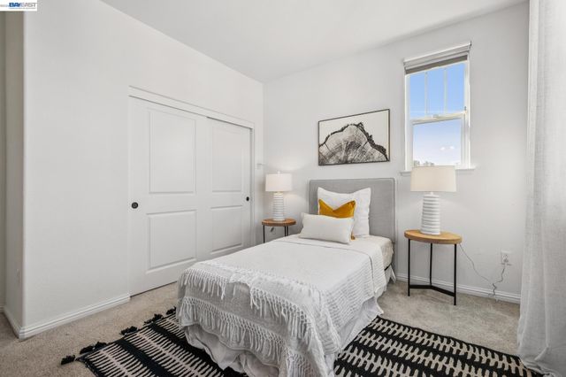 24170 Amaranth Loop, Hayward, CA 94541