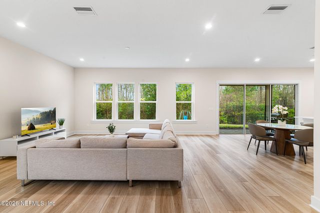 10131 FILAMENT Boulevard, Jacksonville, FL 32256