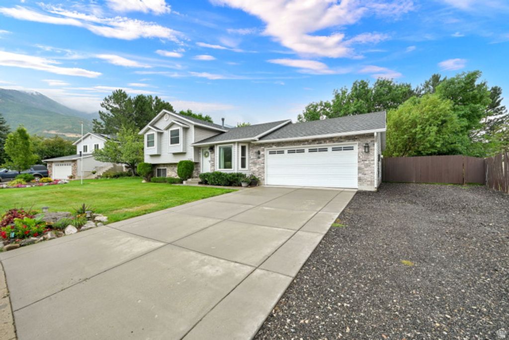 2425 E VIEW DR, South Weber, UT 84405 — photo 2