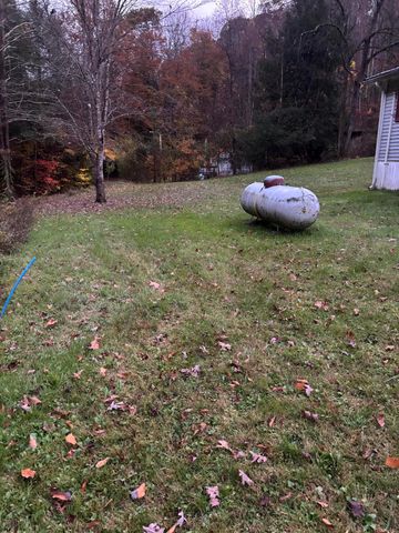 1599 Buckeye Branch Road, Flat Lick, KY 40935