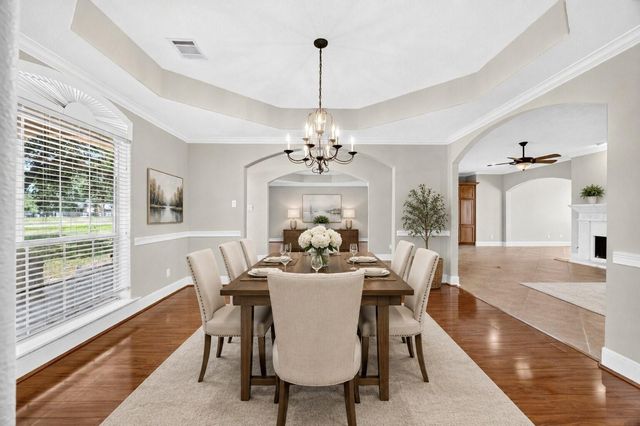 17027 Champions Lakeway, Tomball, TX 77375