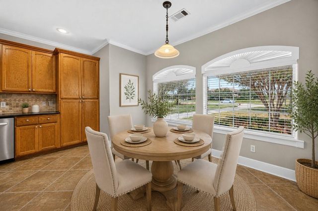 17027 Champions Lakeway, Tomball, TX 77375