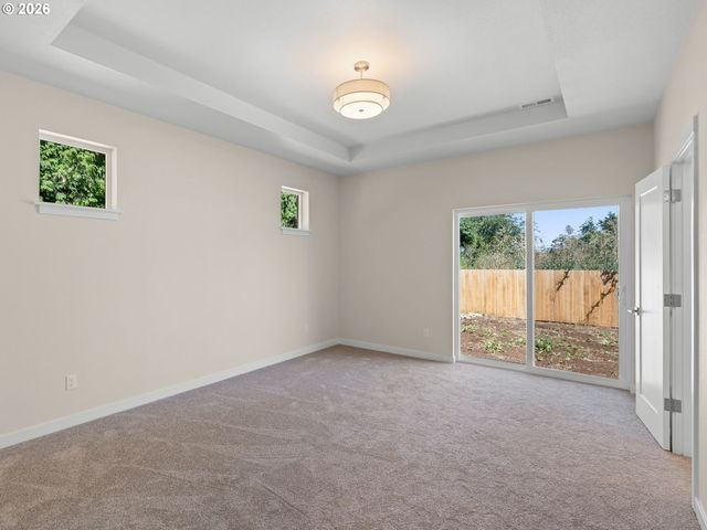 20661 Ne Thompson Ter, Fairview, OR 97024