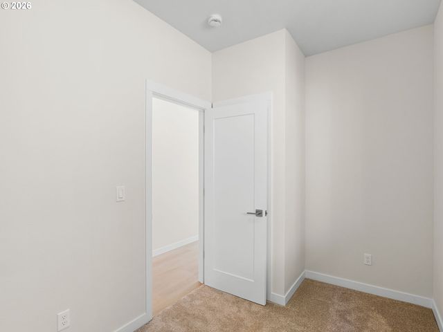 20661 Ne Thompson Ter, Fairview, OR 97024