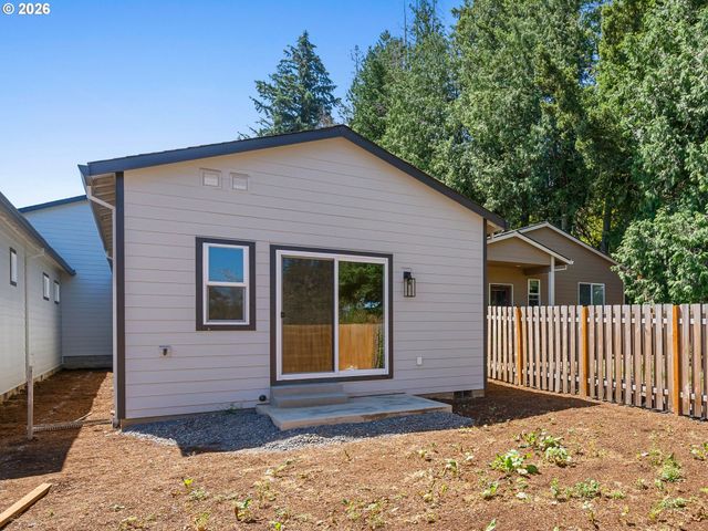 20661 Ne Thompson Ter, Fairview, OR 97024