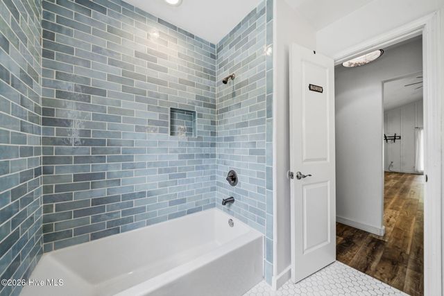 614 Cape Fear Drive, Burgaw, NC 28425