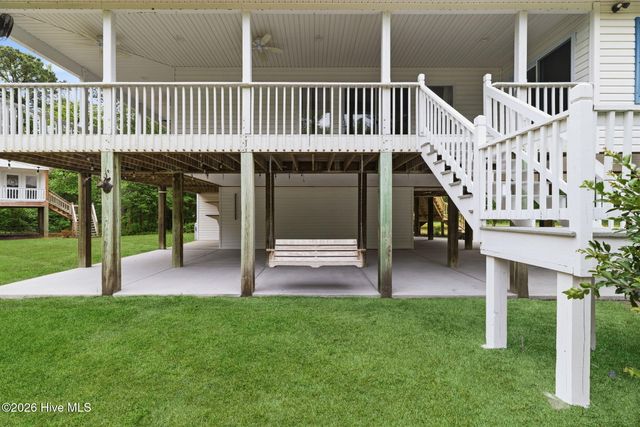 614 Cape Fear Drive, Burgaw, NC 28425