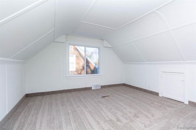 18890 Grayfield Street, Detroit, MI 48219