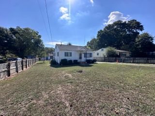 2418 Tunnel Boulevard, Chattanooga, TN 37406