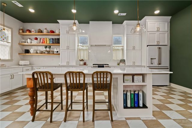 4017 Sommerset Street, Rogers, AR 72758