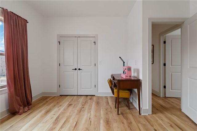 4017 Sommerset Street, Rogers, AR 72758