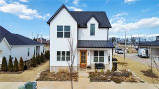 4017 Sommerset Street, Rogers, AR 72758