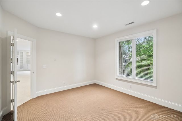 269 Rue Marseille, Kettering, OH 45429