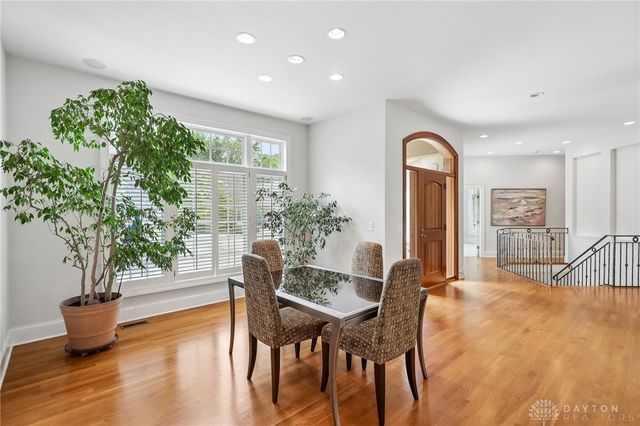 269 Rue Marseille, Kettering, OH 45429