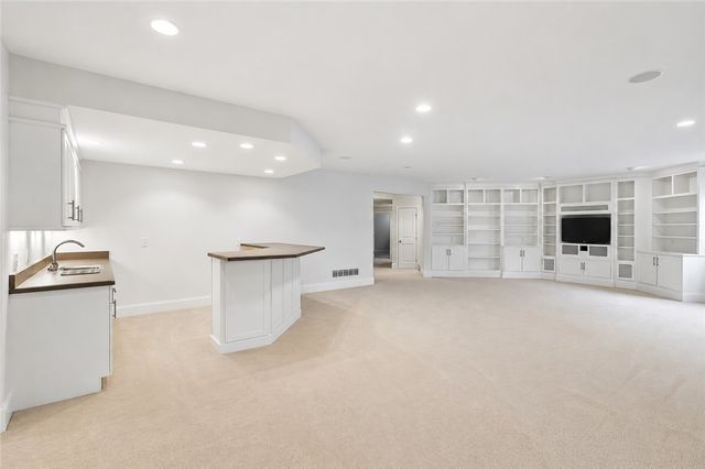 269 Rue Marseille, Kettering, OH 45429